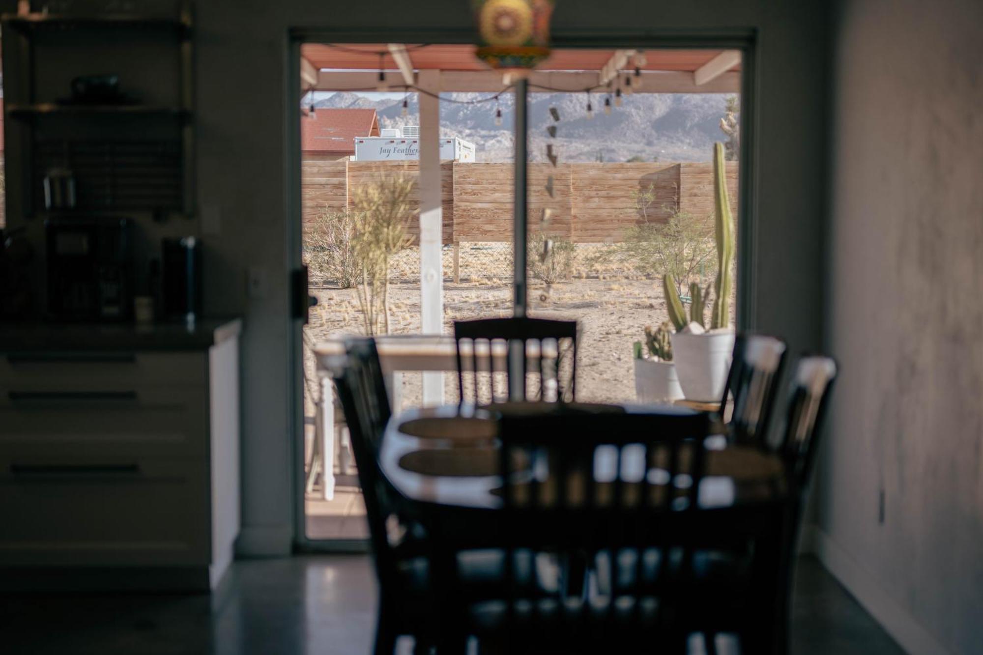 Villa Casa Del Desierto - Panoramic Views - Pet Friendly - Fire Pit à Joshua Tree Extérieur photo